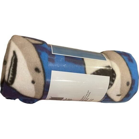 Comfort Bay Fleece Shark Throw Blanket 50" X 60" 100% Polyester Soft & Cozy Blue - Picture 2 of 4